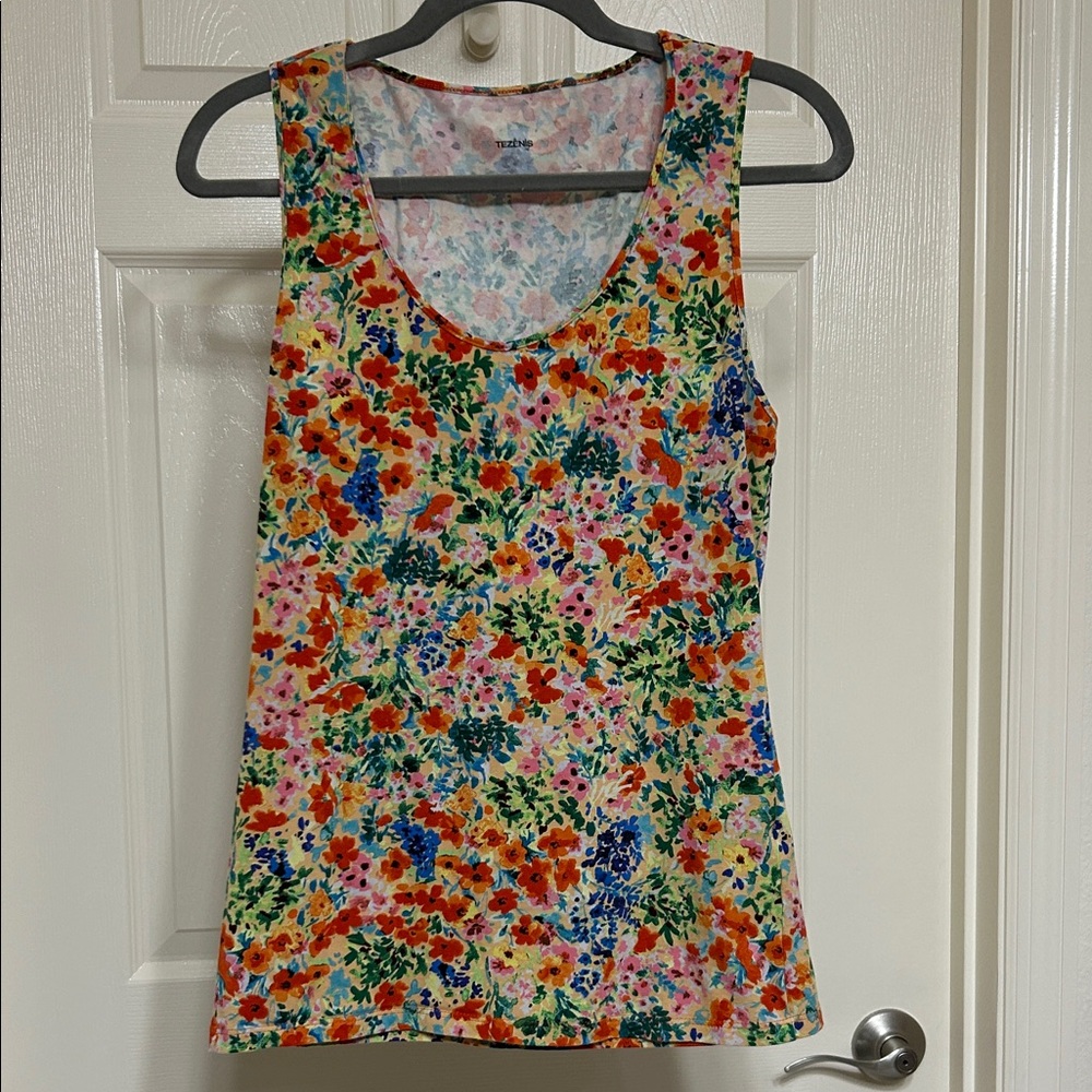 Tezenis Colorful Floral Tank Top Soft Fabric Workout Athletic Pretty and Soft